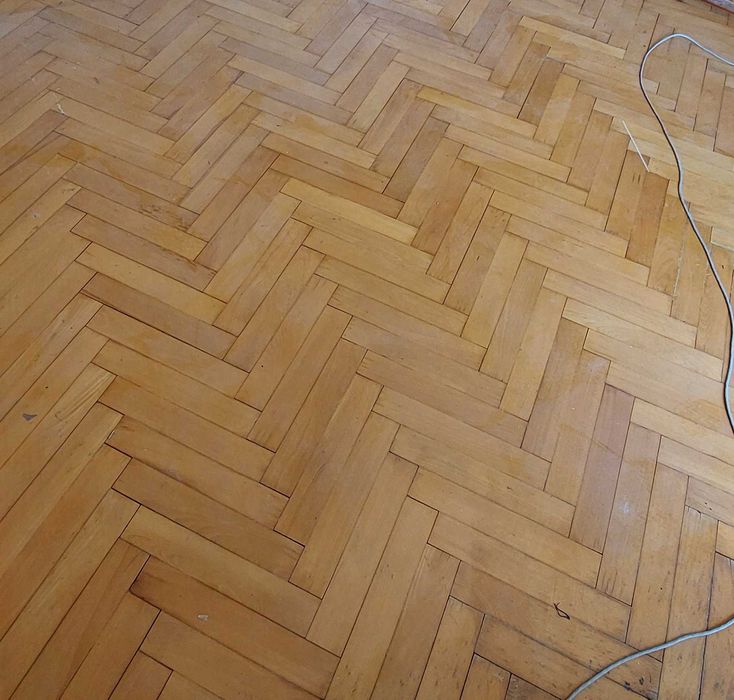 Parkiet dębowy - używany w dobrym stanie 35mkw