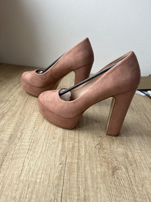 Szpilki Obcasy na slupku pudrowy róż