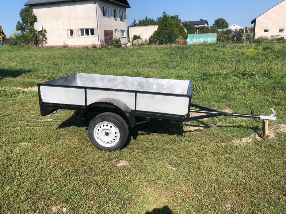 PRZYCZEPKA samochodowa masywna