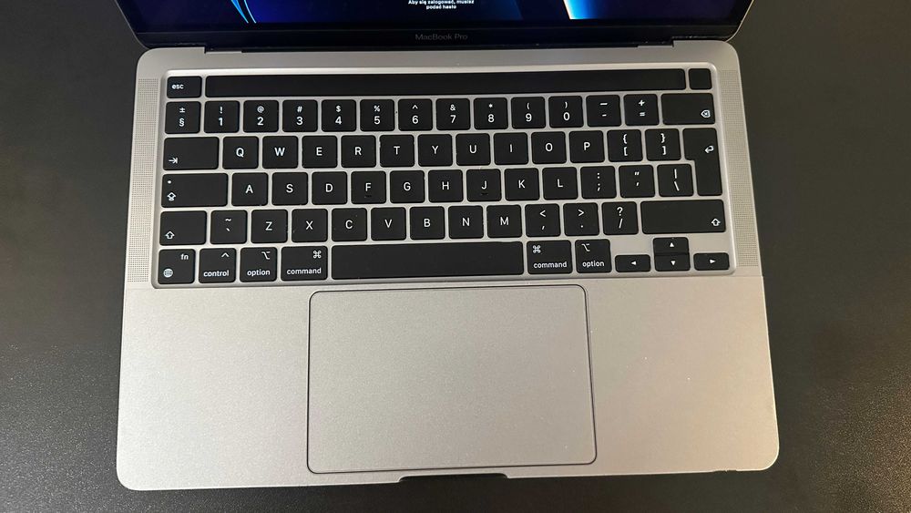 MacBook Pro 13” A2338 M1 / 16 GB RAM / 1 TB SSD