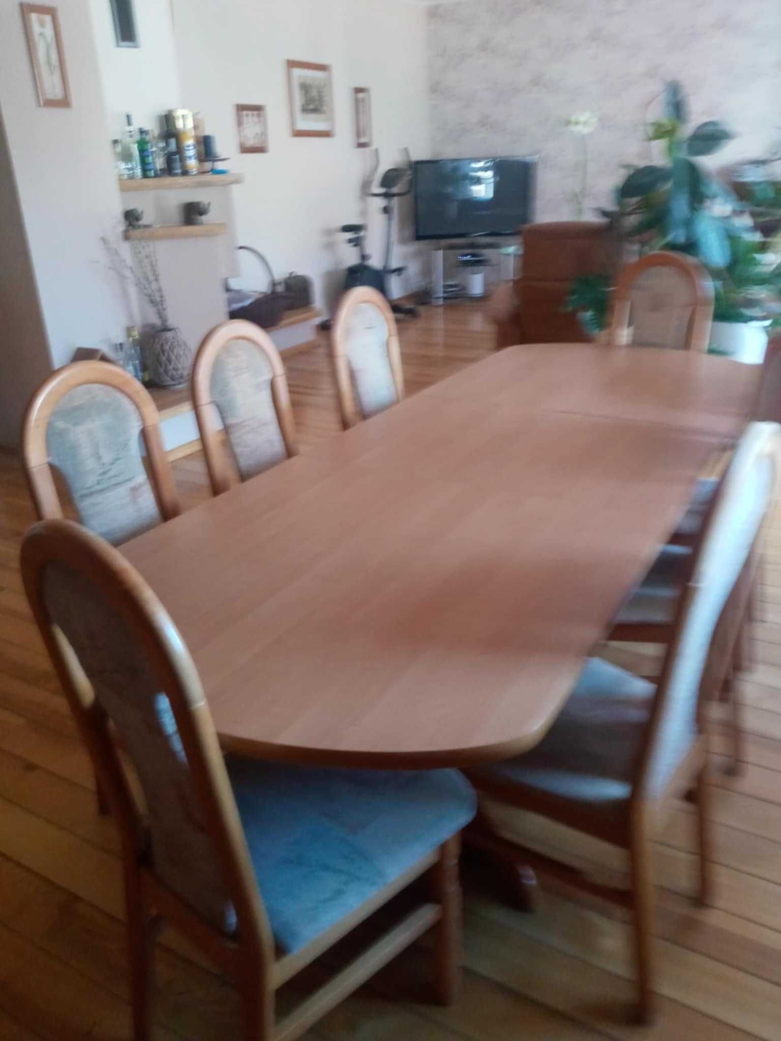 Sprzedam stół i 8 krzeseł