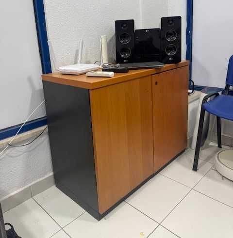 Conjunto mobiliário escritório