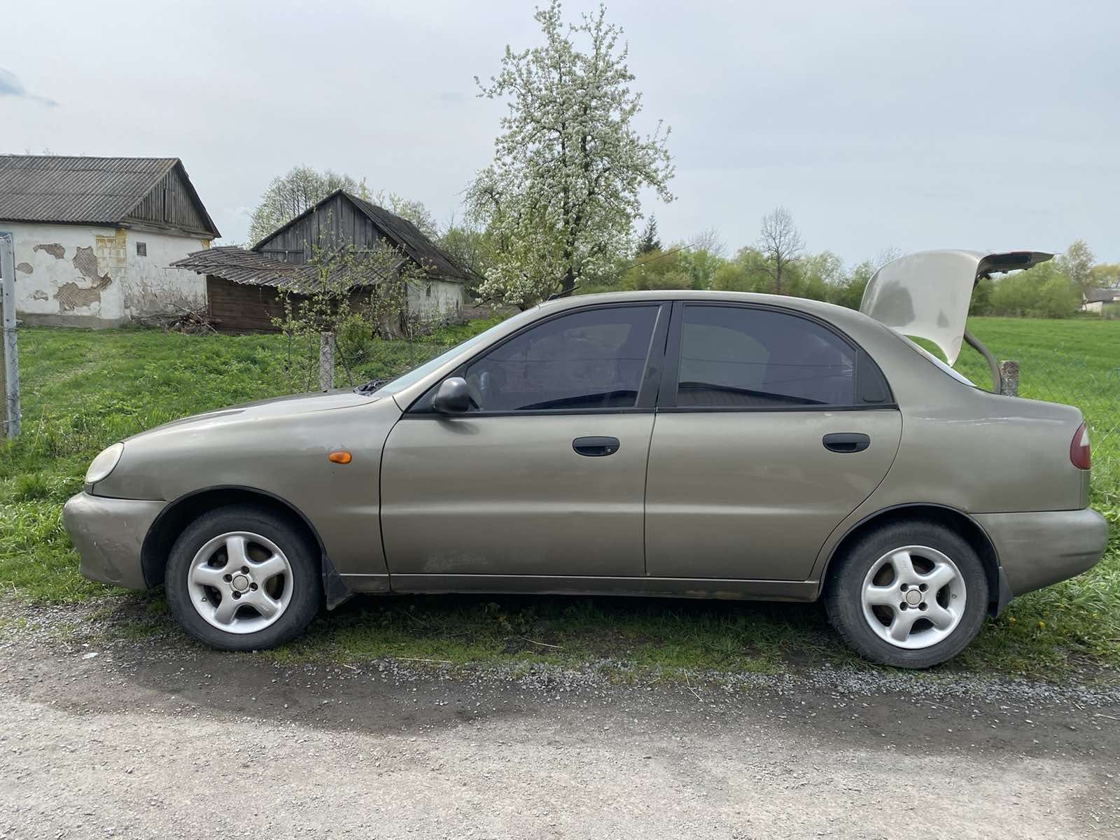 Терміново продам машину Daewoo Lanos 2007року