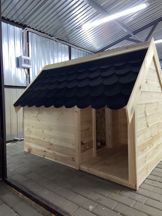 Buda dla psa ocieplana