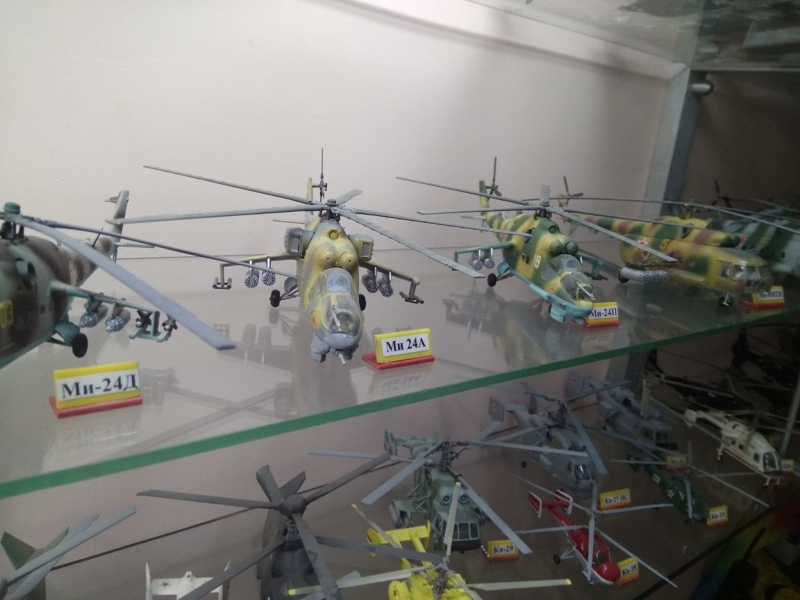 Продам коллекцию вертолетов