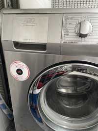 Maquina de lavar roupa  AEG 8 kg Silent system plus