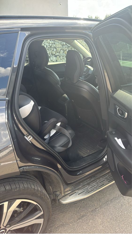 Volvo xc60 T6 plugin bezwypadkowe 1 wlasciciel jak nowe