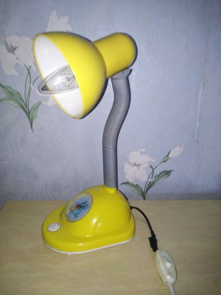 Настільна лампа з годинником дитяча світильник
