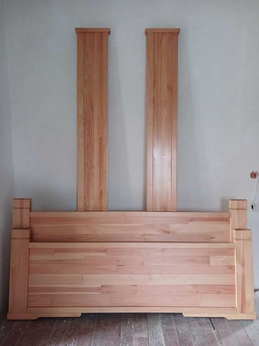 Ліжко дерев'яне двоспальне