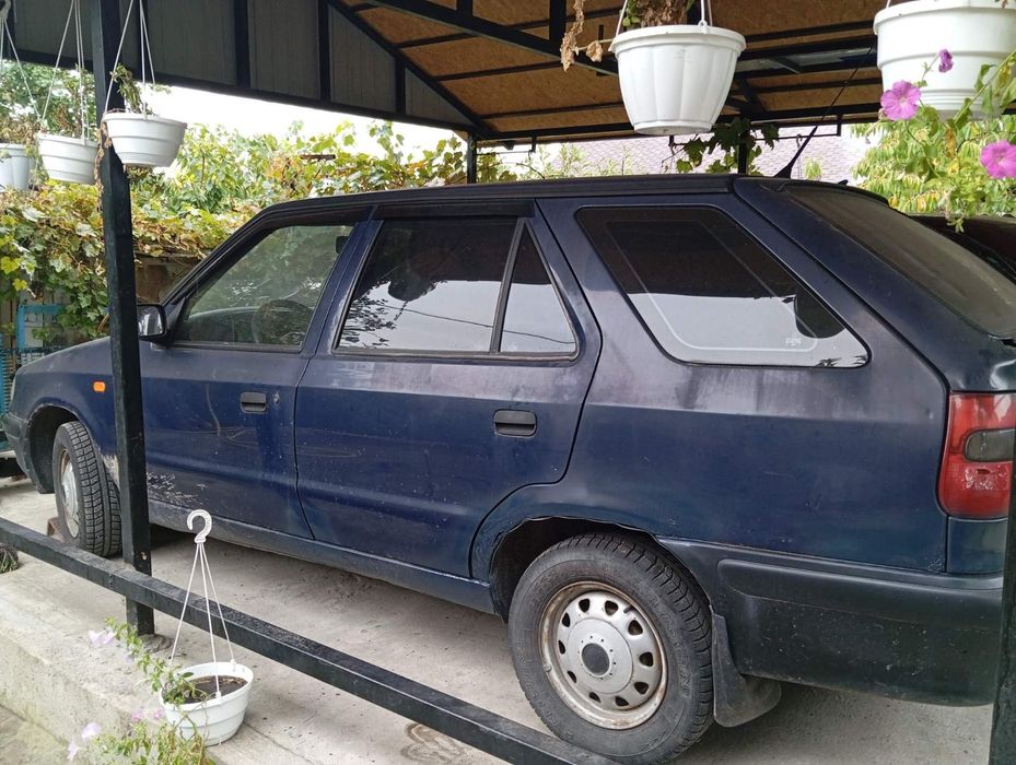 Автомобіль шкода