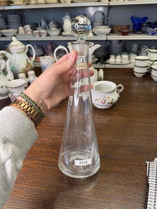 Karafka szklana butelka z korkiem wysoka smukła 2018