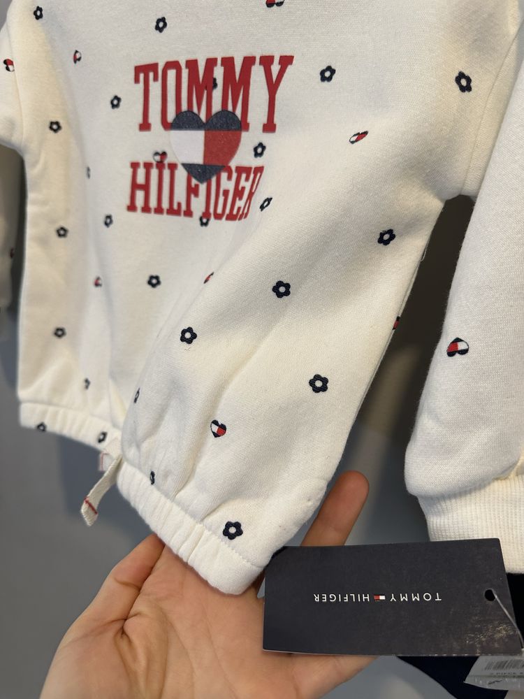 Костюм Tommy Hilfiger двійка -1,5 роки,для дівчинки 18 міс.