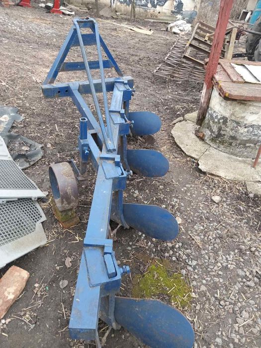 Плуг 4/25 чотирьох корпусний до трактора МТЗ,ЮМЗ, т-40.