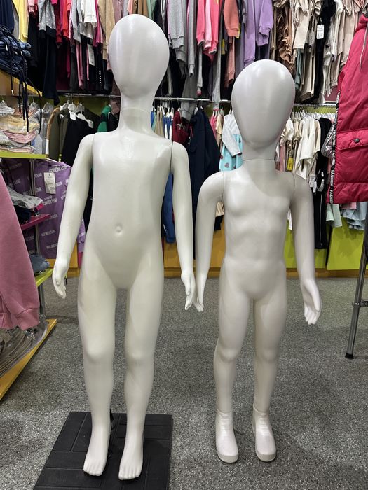 Продам дитячі манекени .