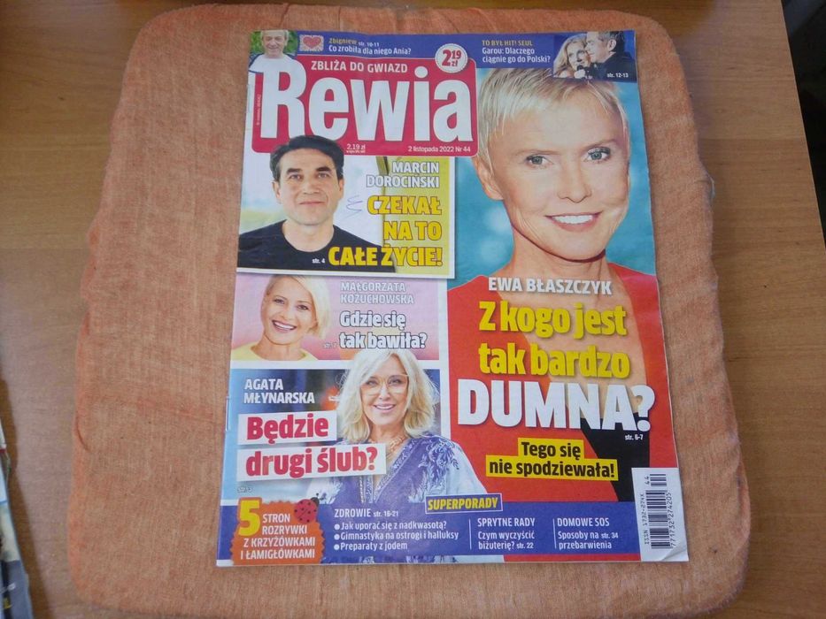 Tygodnik Rewia zbliża do gwiazd nr 44 listopad 2022 gazeta