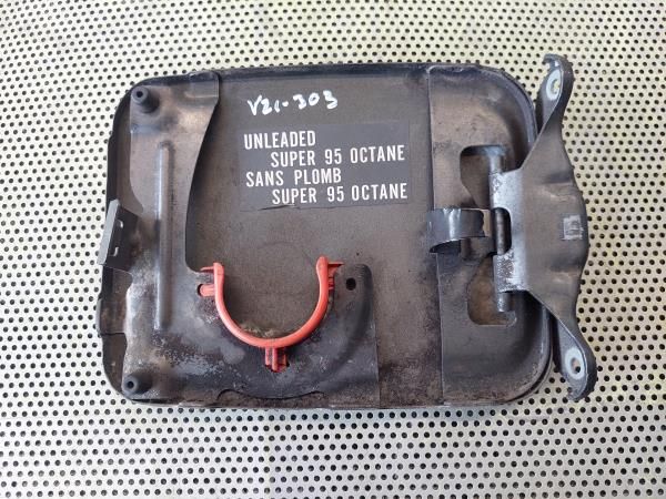 Tampa depósito combustível NISSAN Primera Sedan (P10)