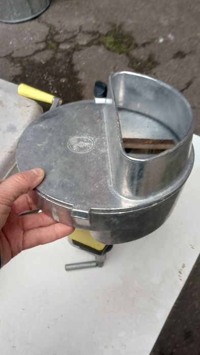 Шатківниця шинковка капусти