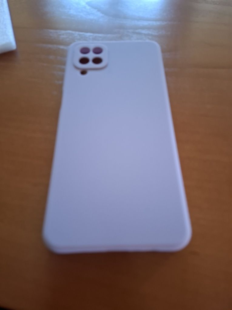 Vendo 2 capas compativel samsung a 12  novas