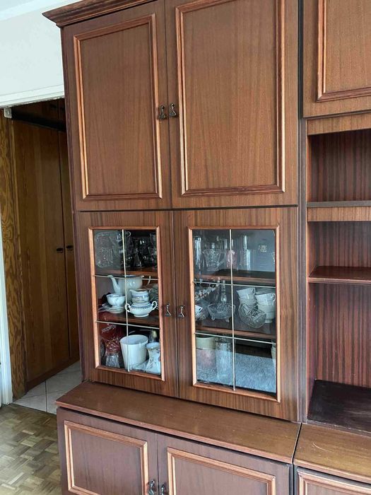 Drewniana meblościanka