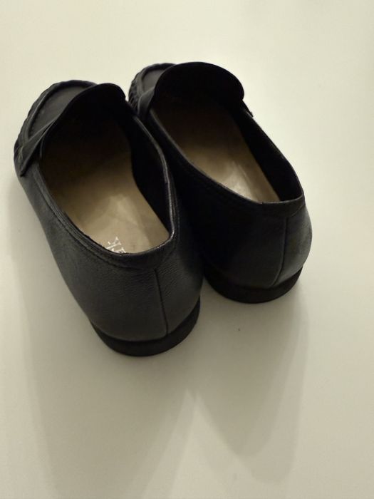 Шкіряні лофери  надзвичайно зручні та стильні в ідеальному  стан нових