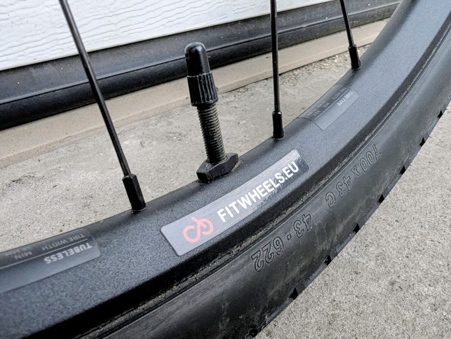 koła DT SWISS XR391, piasty dt 350, panaracer gravelking sk+ 700x43