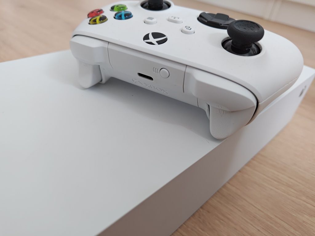 Xbox Series S 512 ssd bdb stan gwarancja