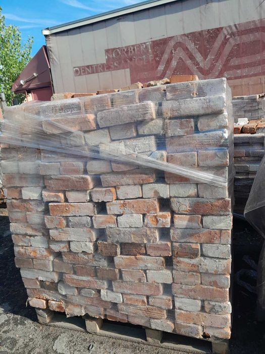 Б/у строй материал (плиты, кирпич, ФБС, фундаментные блоки)