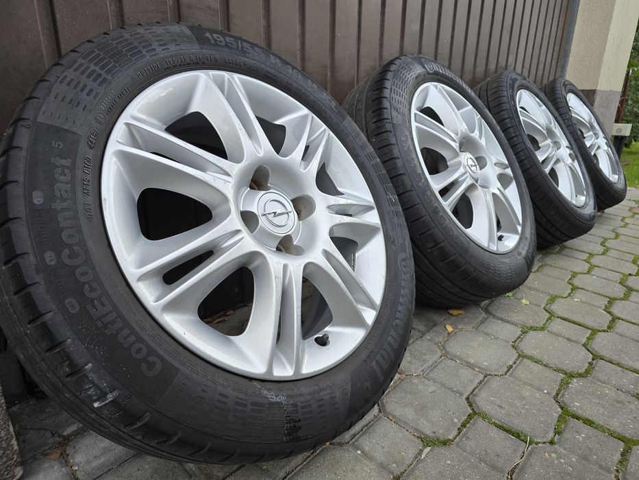 Felgi z oponami 195/55R16 Opel Corsa D E 4x100 Astra H Meriva Adam
