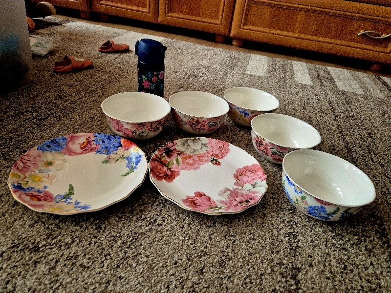 Zestaw miseczek i talerzy Home&You Homla Ikea porcelana