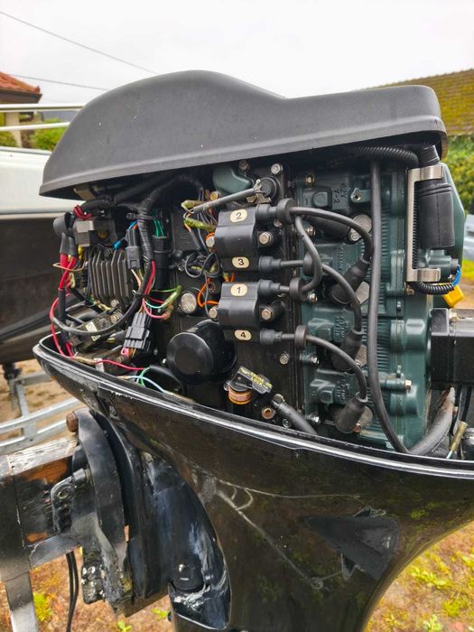 Silnik Mercury 50 koni czterosuw