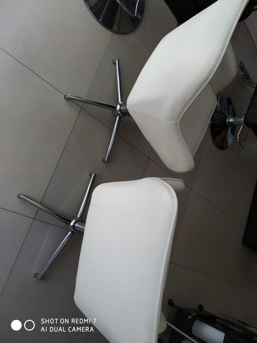 Fotele obracane skórzane