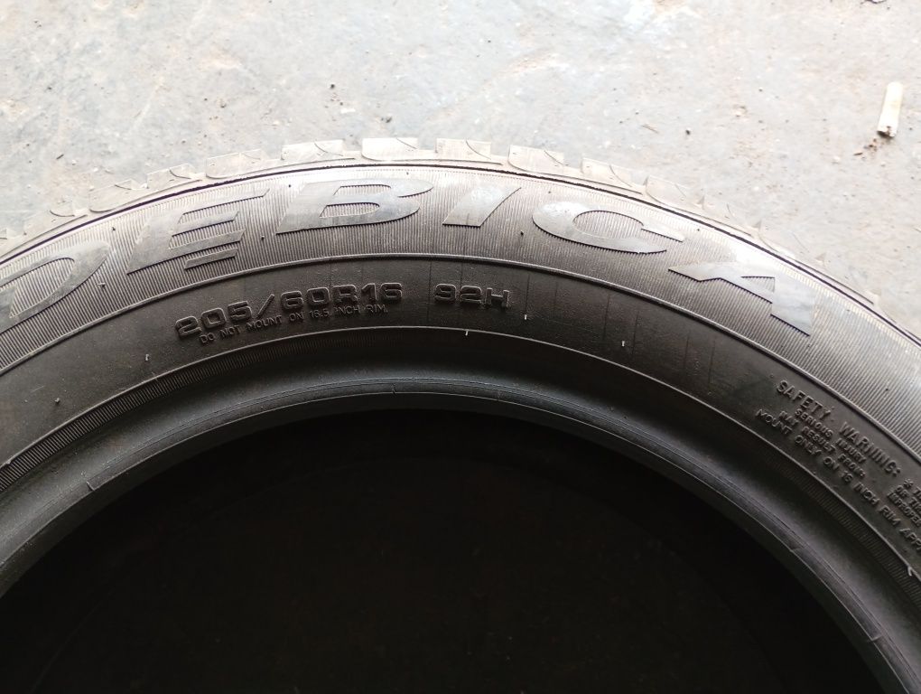 Opona pojedyncza Dębica presto HP 205/60r16