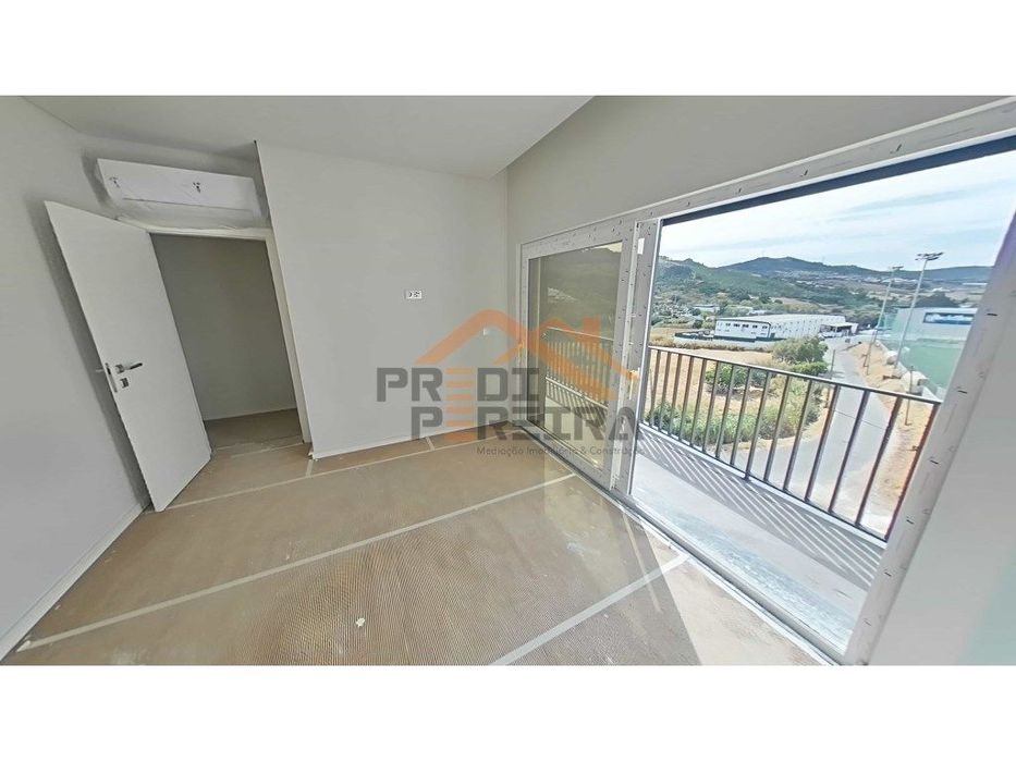 Ultimo T3 , com terraço!