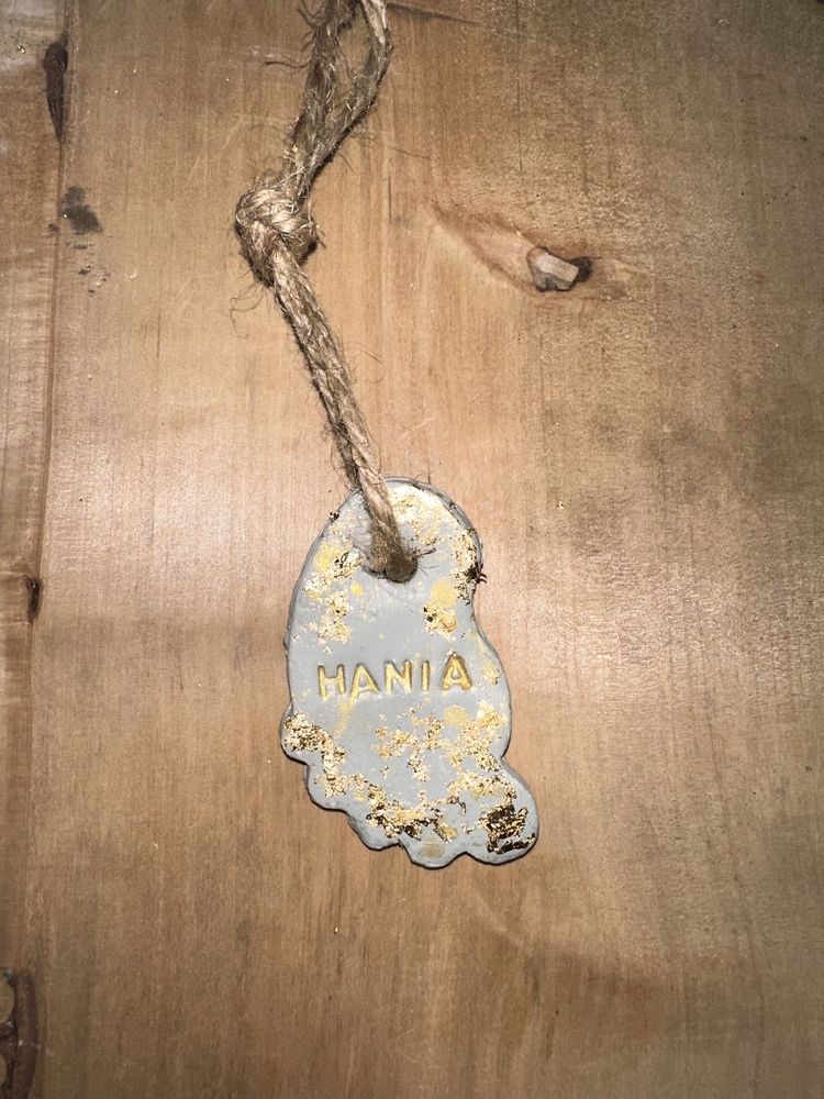 Zawieszka stópka boho złoto chrzest baby shower imię Hanna Hania