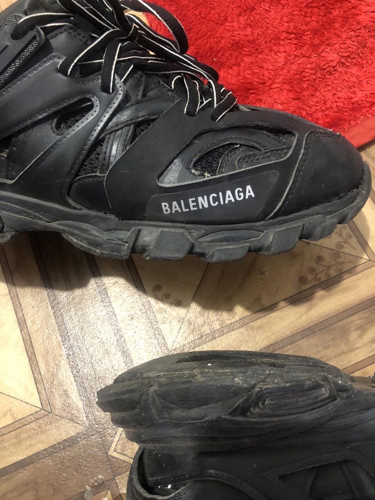 Balenciaga Track 1