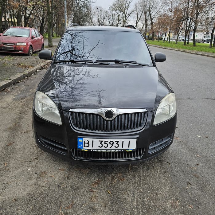 Skoda fabiaCombi  Шкода фабия