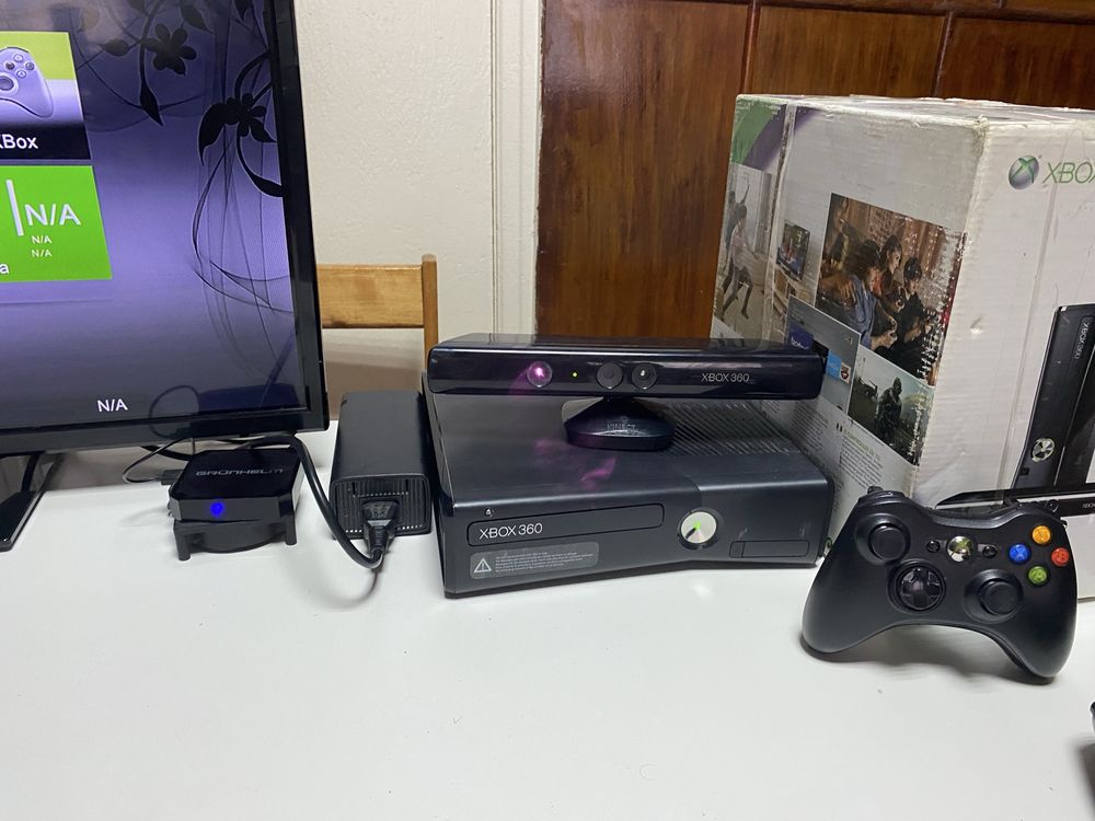 Xbox 360 + Kinect + Телевізор BRAVIS Повний комплект | Все працює