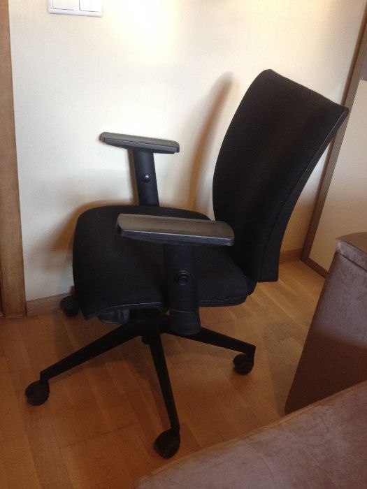 Офисное кресло LD seating Lyra производство Чехия