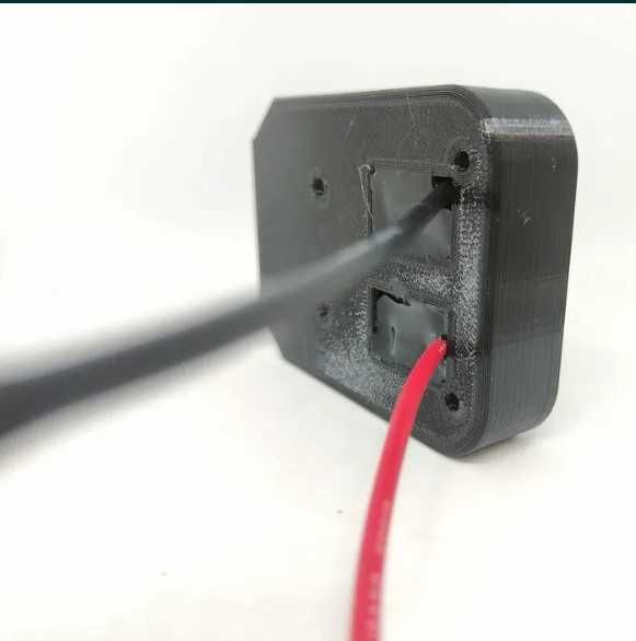Adapter baterii Makita