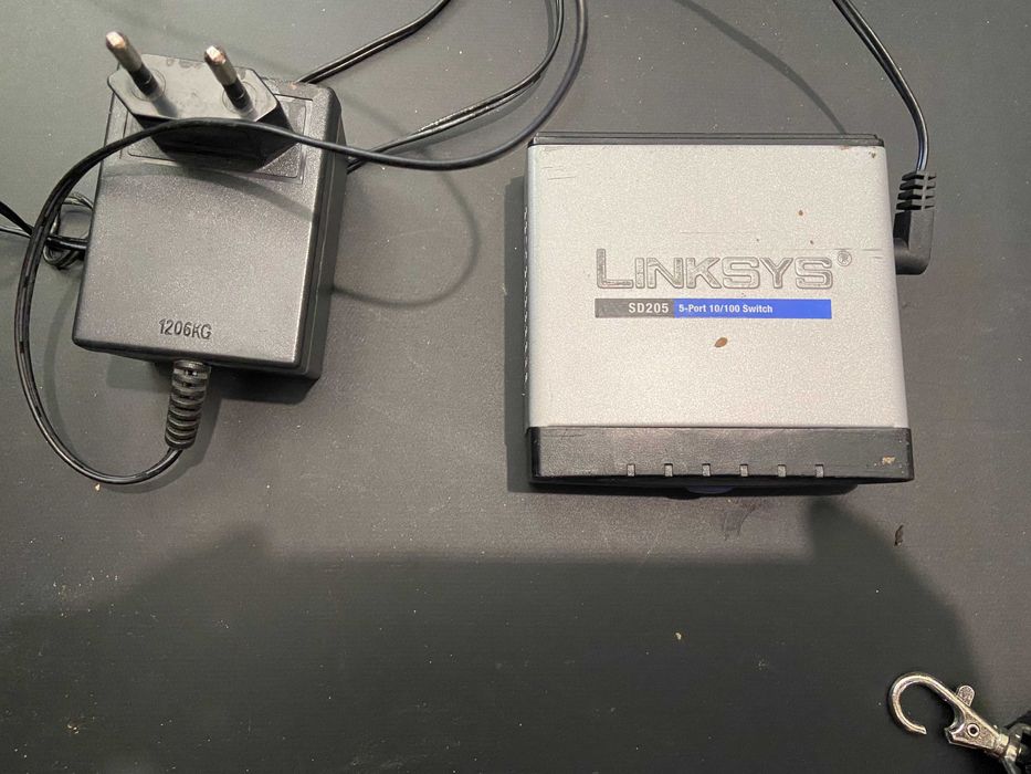 swhitch port marca LYNKSYS da cisco