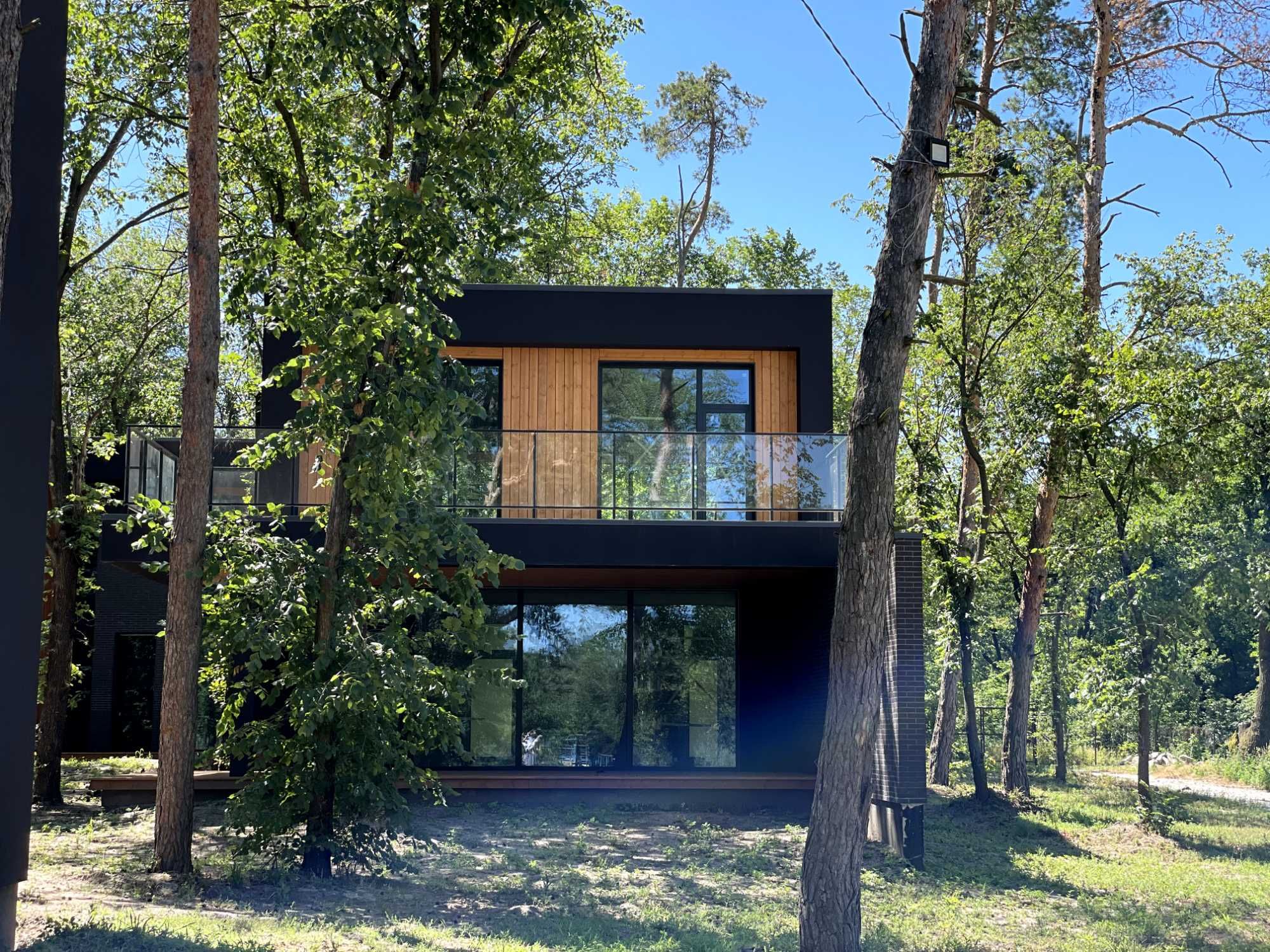 Продаж котеджу (заміського будинку) в Goodwill Residence 205м.кв