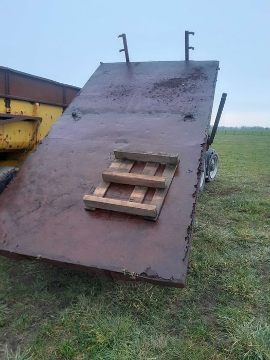 Przyczepa wywrotka 1 os 3 strony wywrot