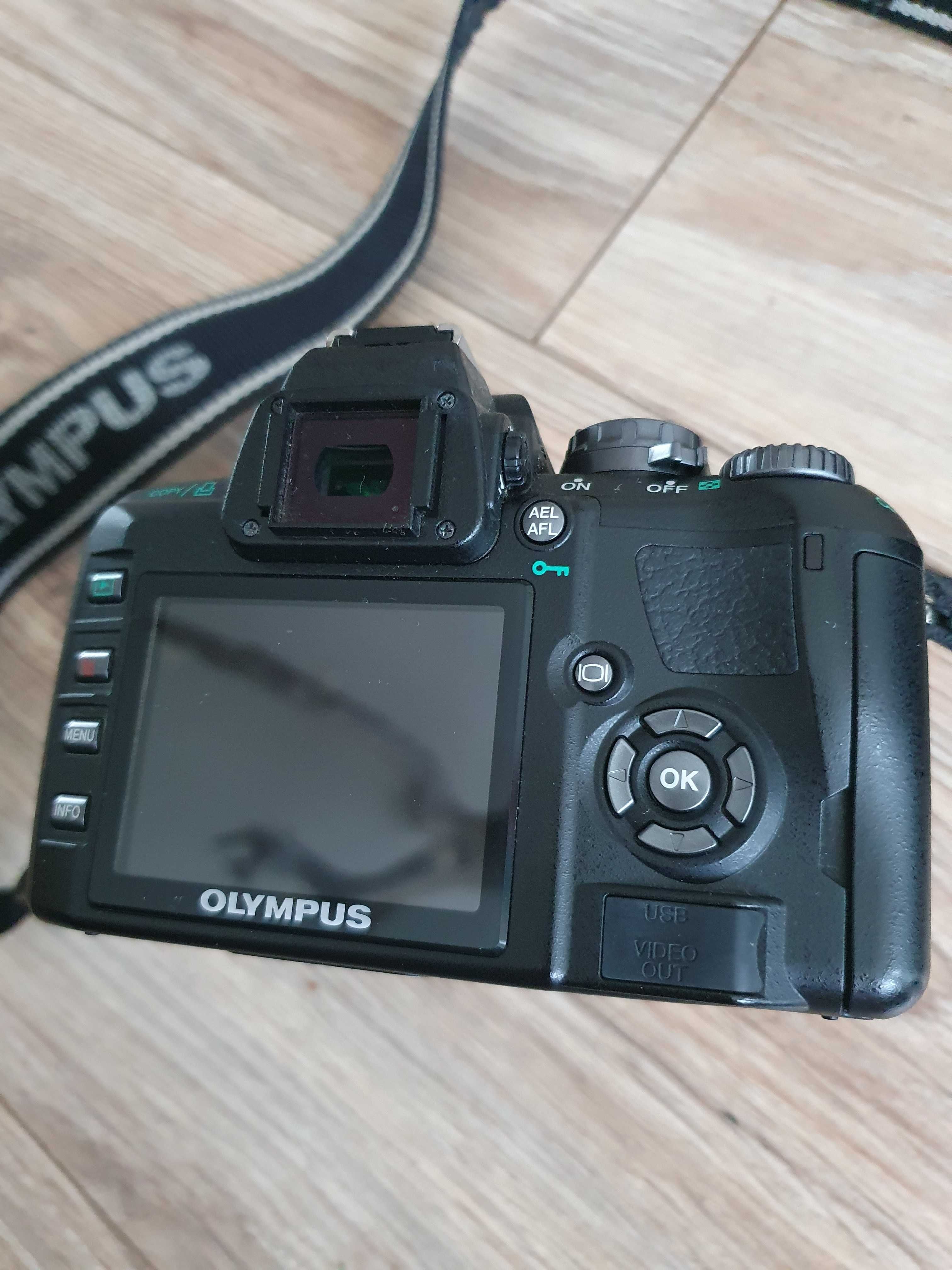 Olympus E-410 Lustrzanka i dwa obiektywy kit dSLR live view