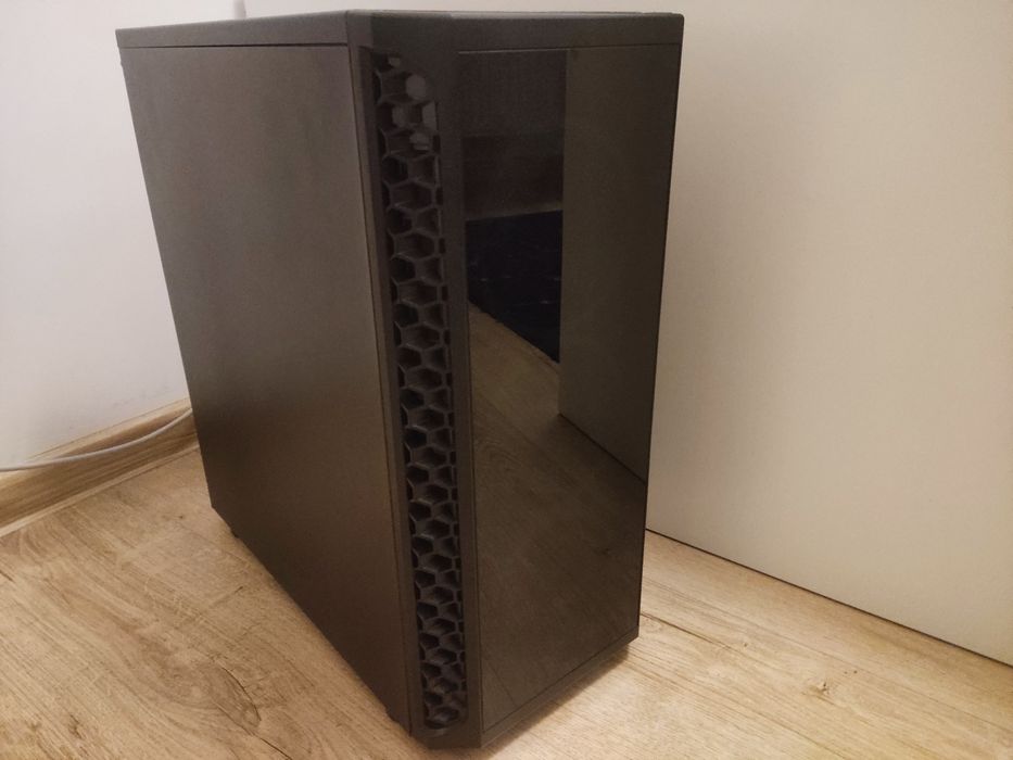 Komputer I3 10100f, Intel arc a750, 32gb ramu