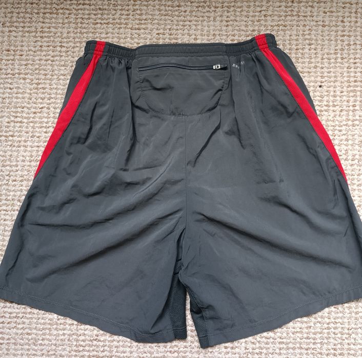 Шорти  Nike р. М