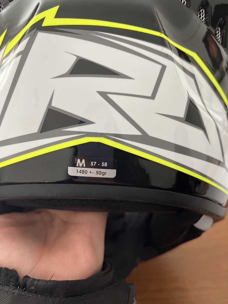 Capacete de mota