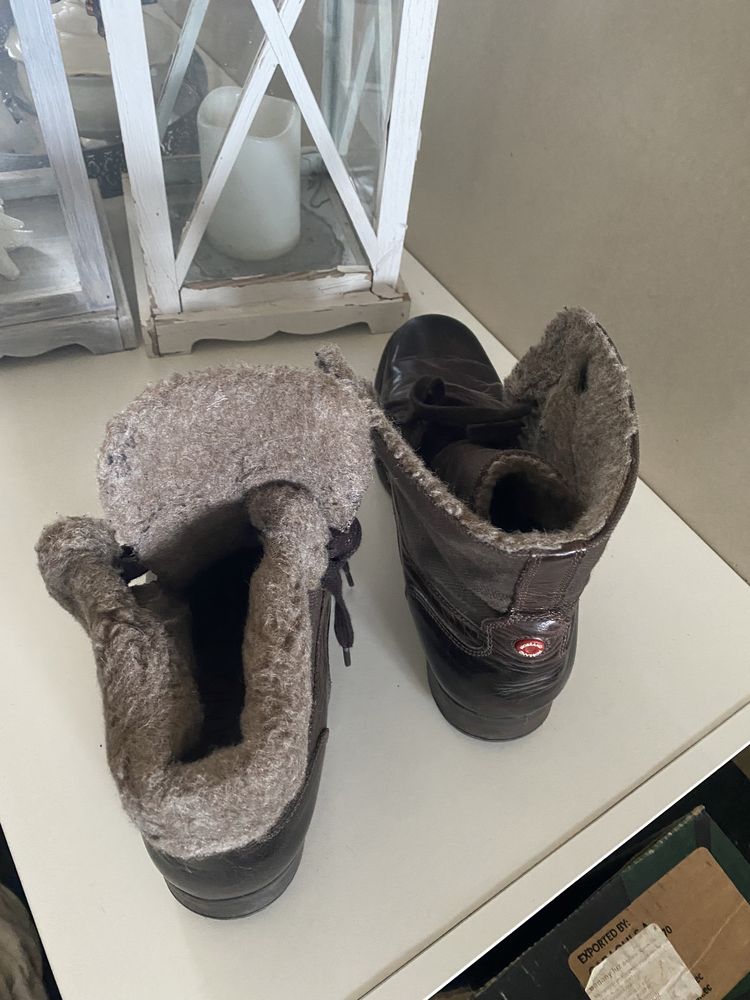 Super buty Nobrand 42