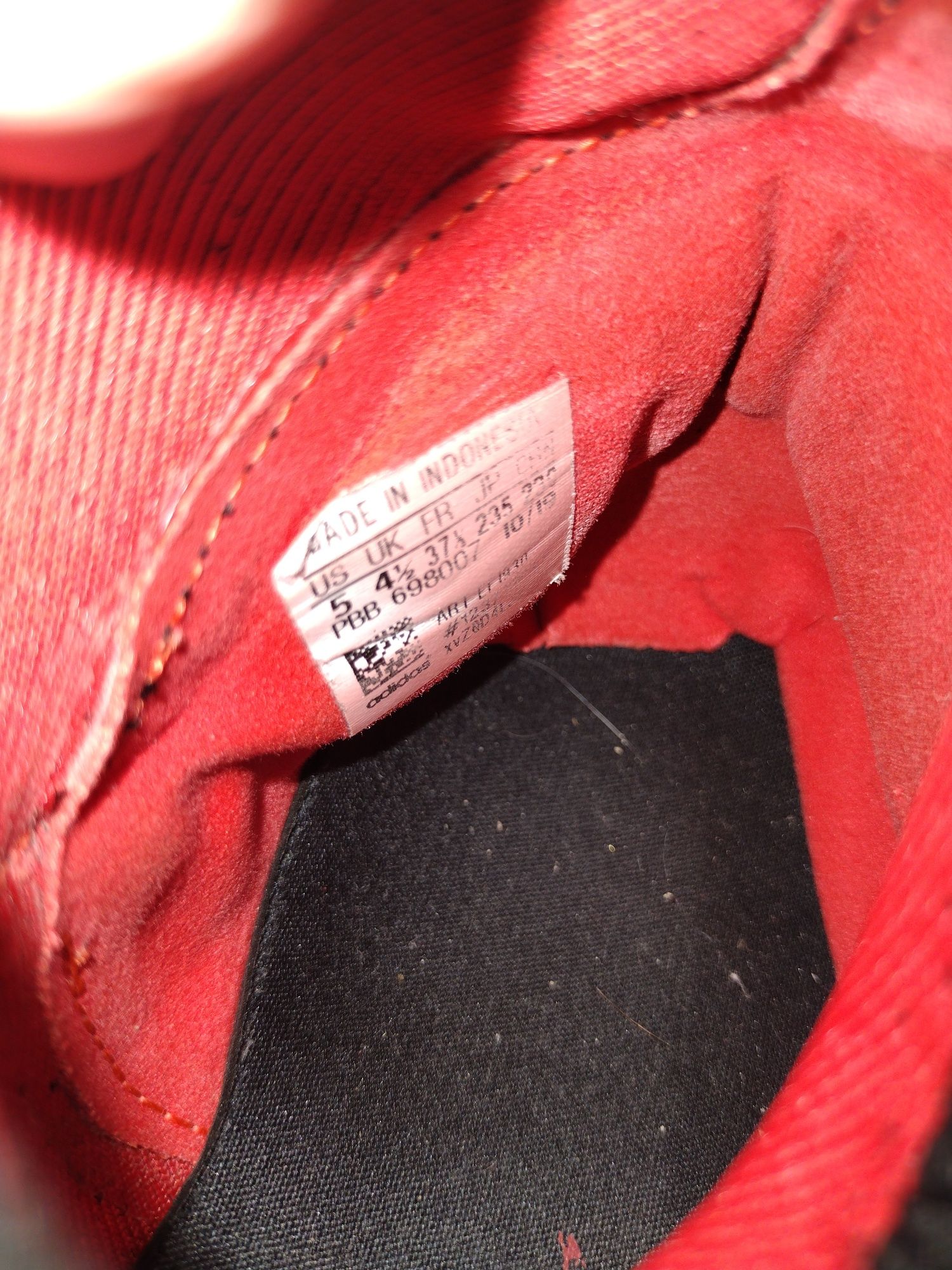Buty do gry w piłkę korki Adidas Predator