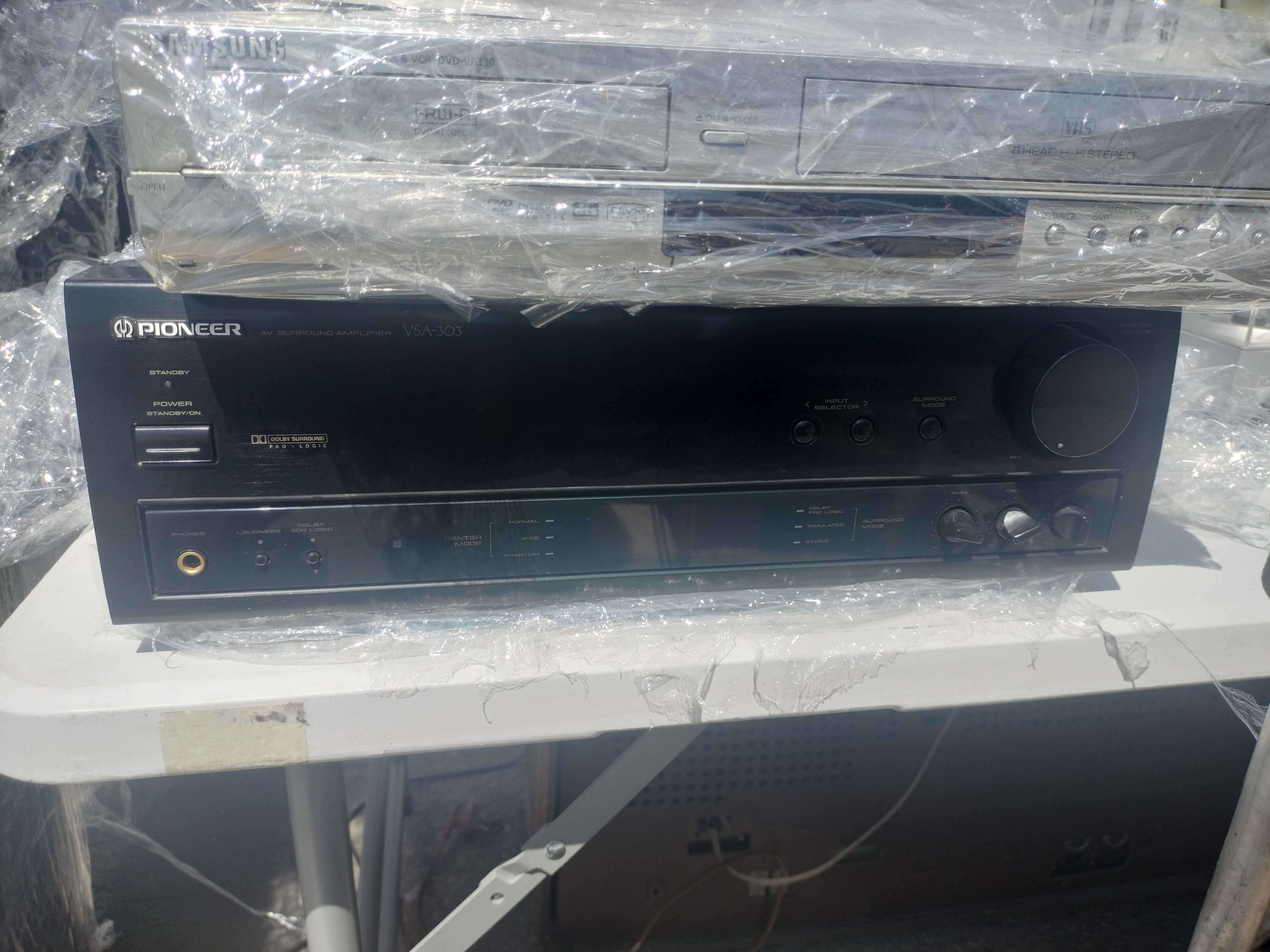 Pioneer VSA-303 amplituner