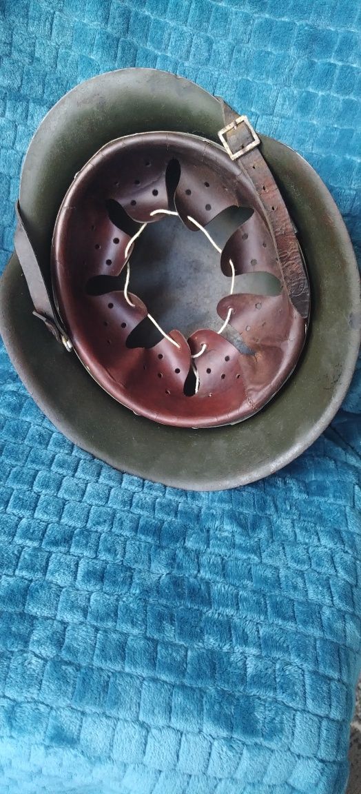 Hełm niemiecki m42 ET66